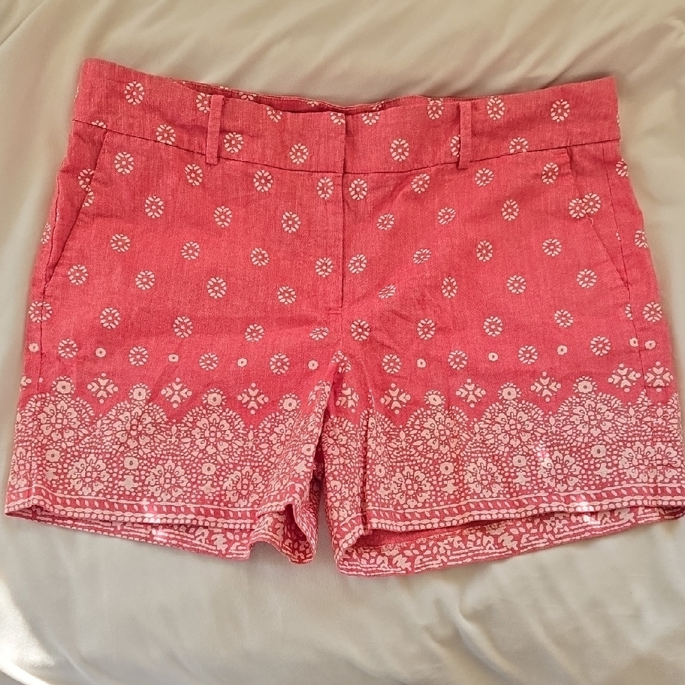 Signature Pink Bermudas with Ornate Paisley Design